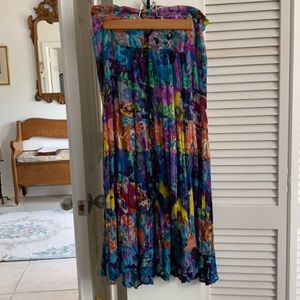 Fashion passport maxi skirt